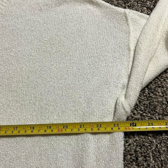 Cactus Cutout, Nubby Boucle Fabric Women Oversized Small White LS Pullover - Picture 7 of 8